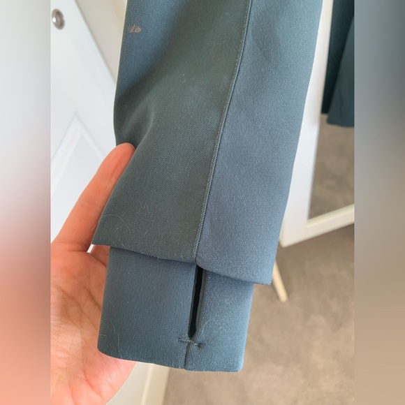 Lululemon jacket - Picture 7 of 9